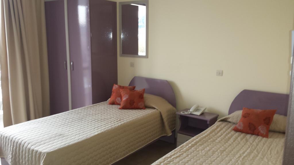 Takis Hotel Apartments Jaliszósz Kültér fotó