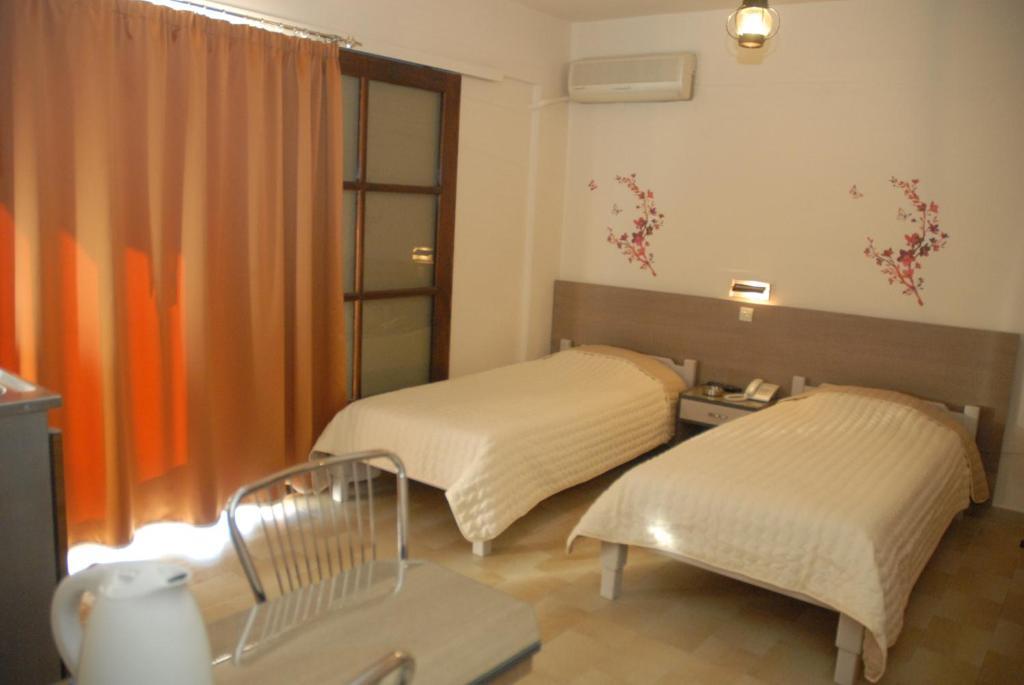 Takis Hotel Apartments Jaliszósz Kültér fotó