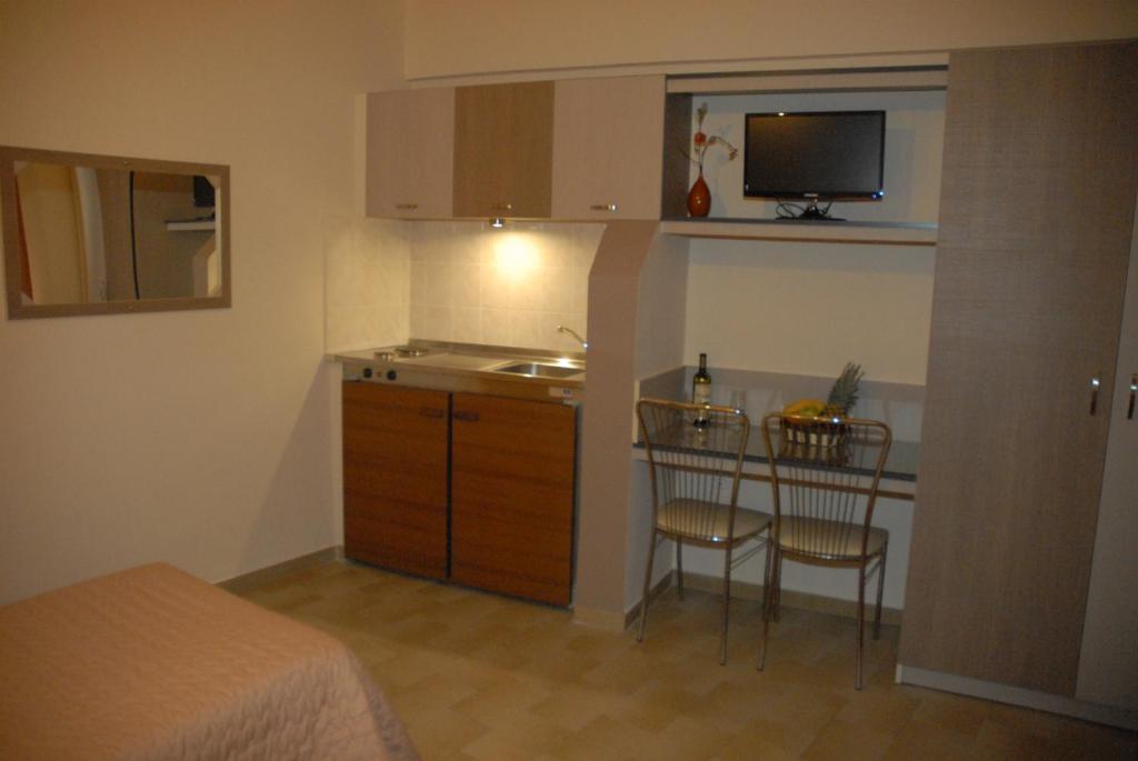 Takis Hotel Apartments Jaliszósz Szoba fotó