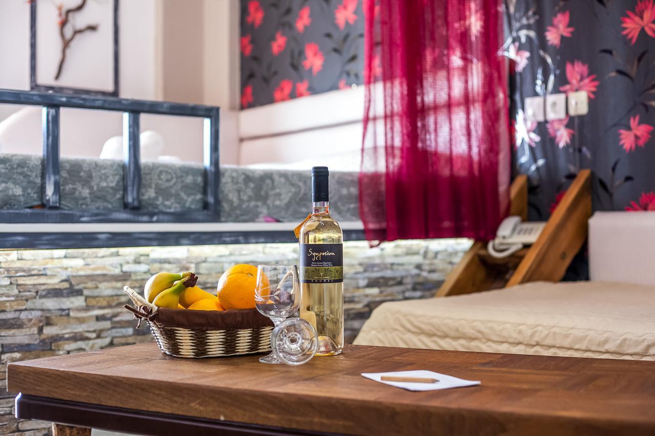 Takis Hotel Apartments Jaliszósz Kültér fotó