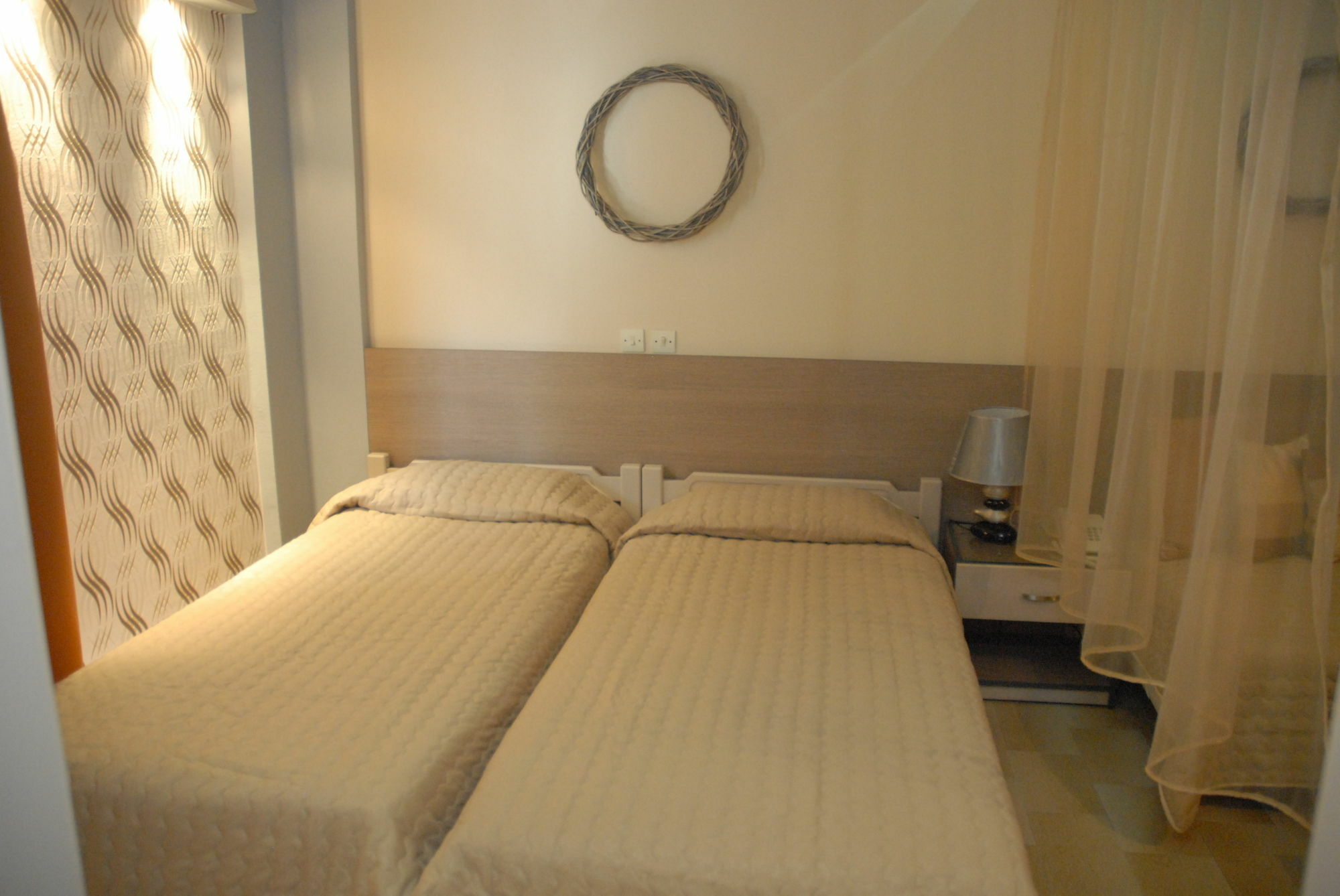 Takis Hotel Apartments Jaliszósz Kültér fotó