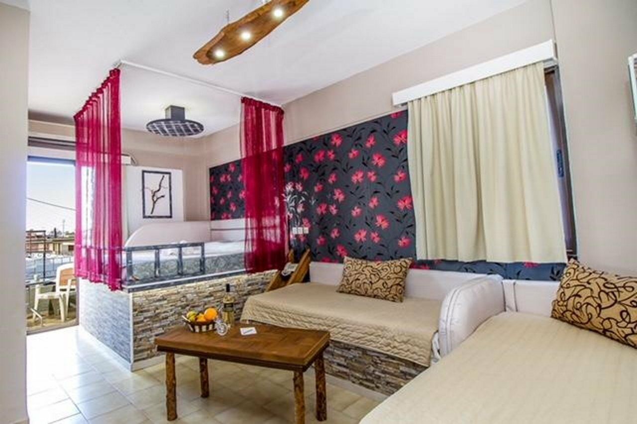 Takis Hotel Apartments Jaliszósz Kültér fotó